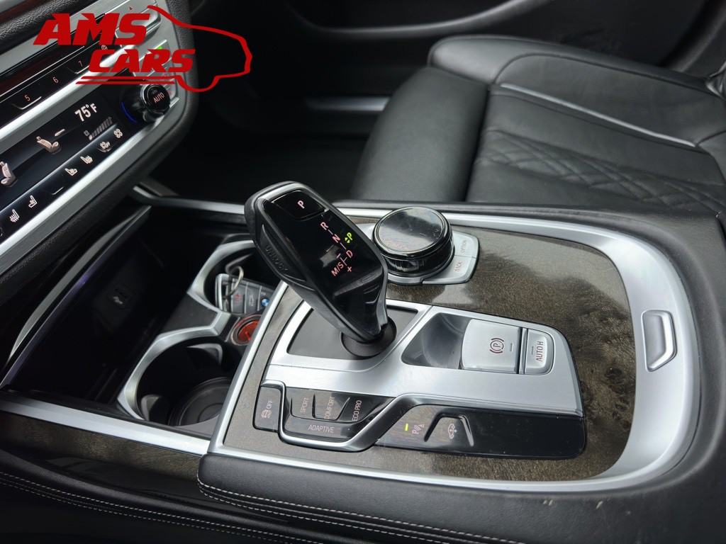 2018 BMW 7 Series Image 27