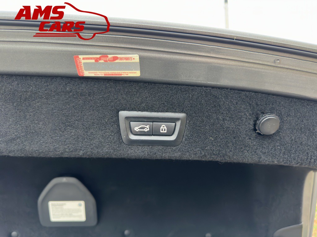 2018 BMW 7 Series Image 35