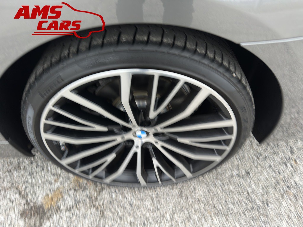 2018 BMW 7 Series Image 42