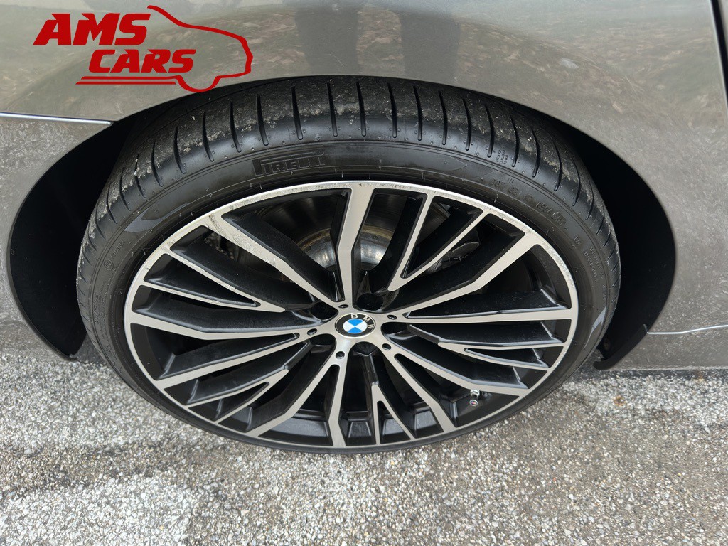 2018 BMW 7 Series Image 43