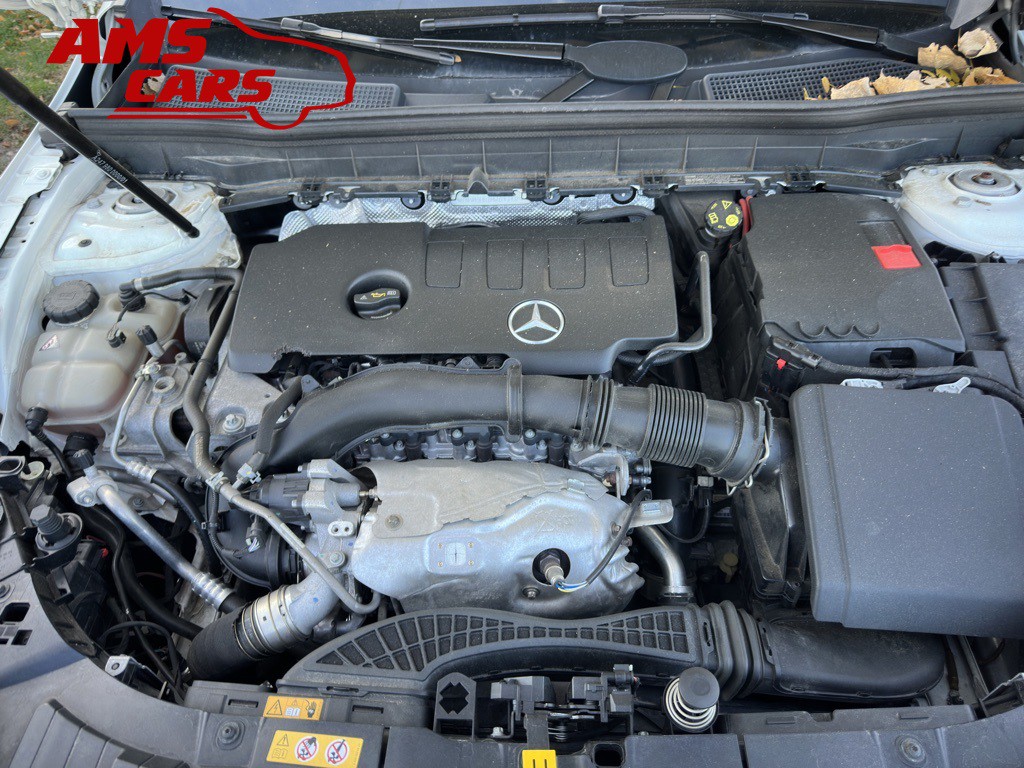 2021 Mercedes-Benz GLB Image 39