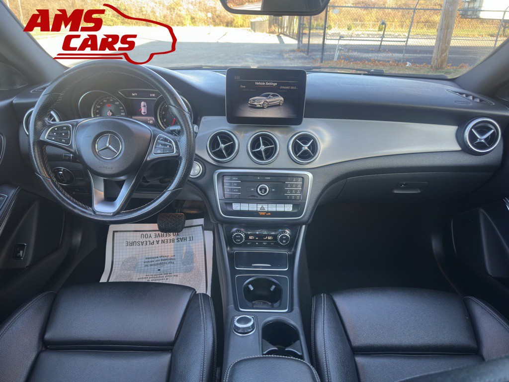 2018 Mercedes-Benz CLA-Class Image 9