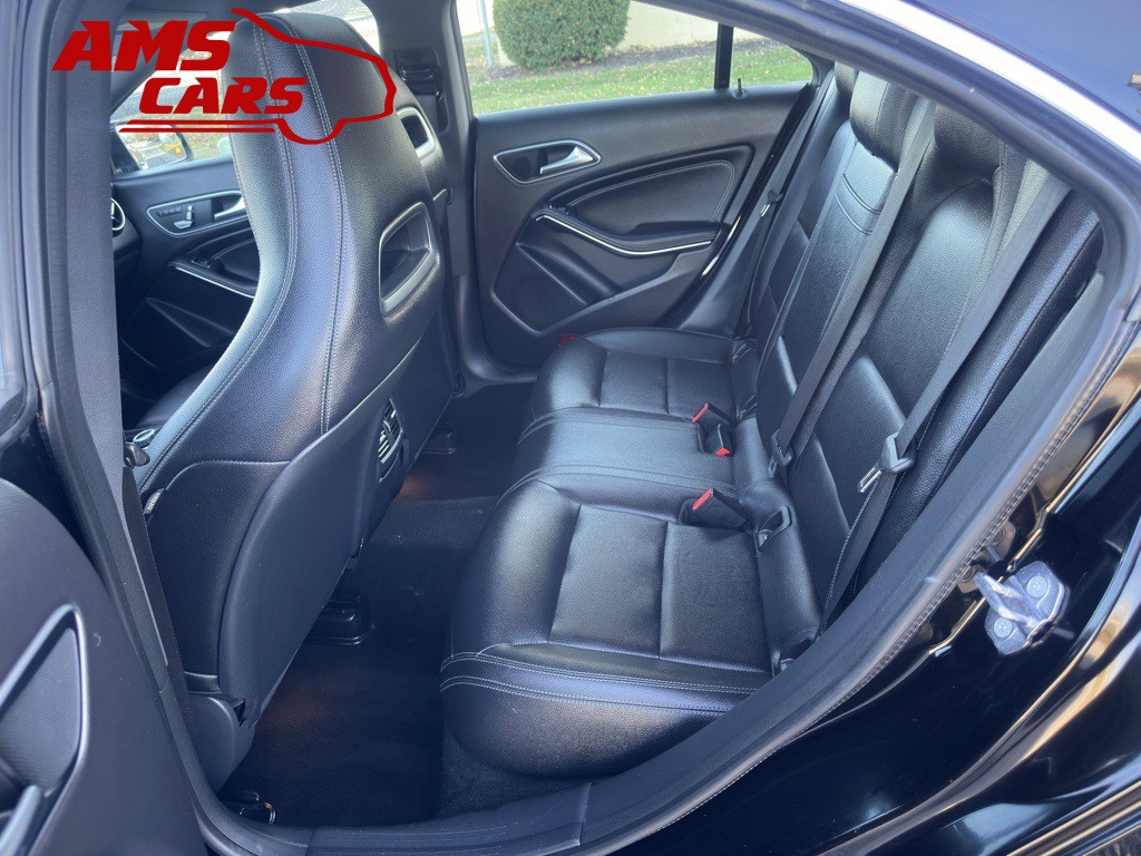 2018 Mercedes-Benz CLA-Class Image 12