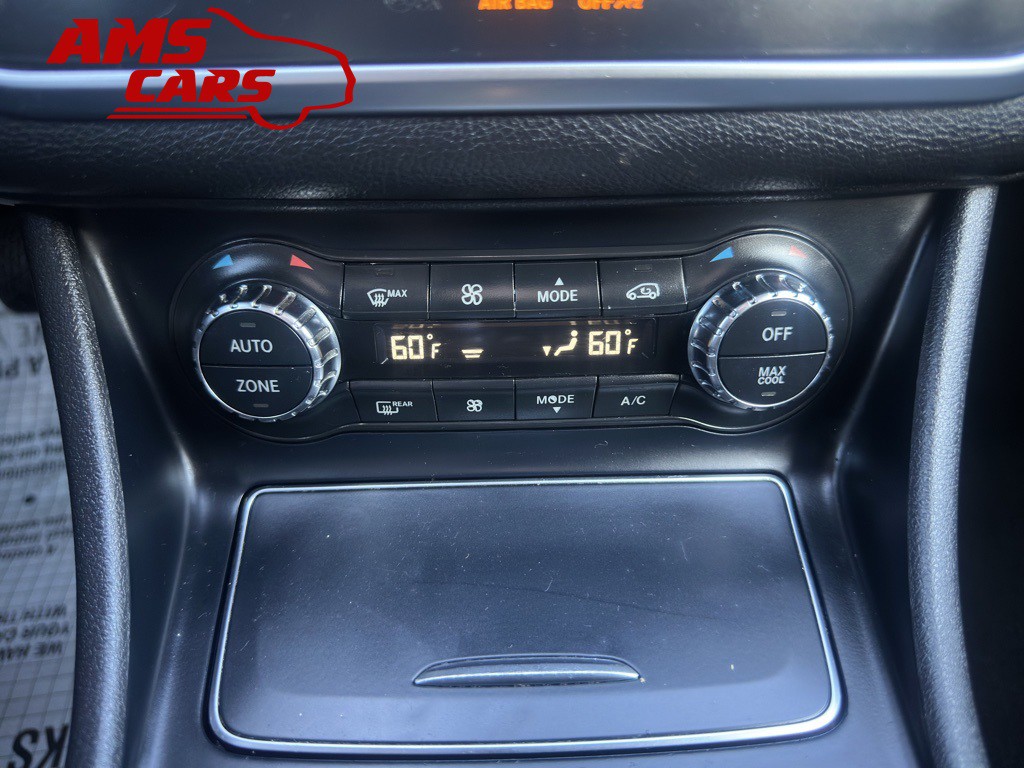 2018 Mercedes-Benz CLA-Class Image 30