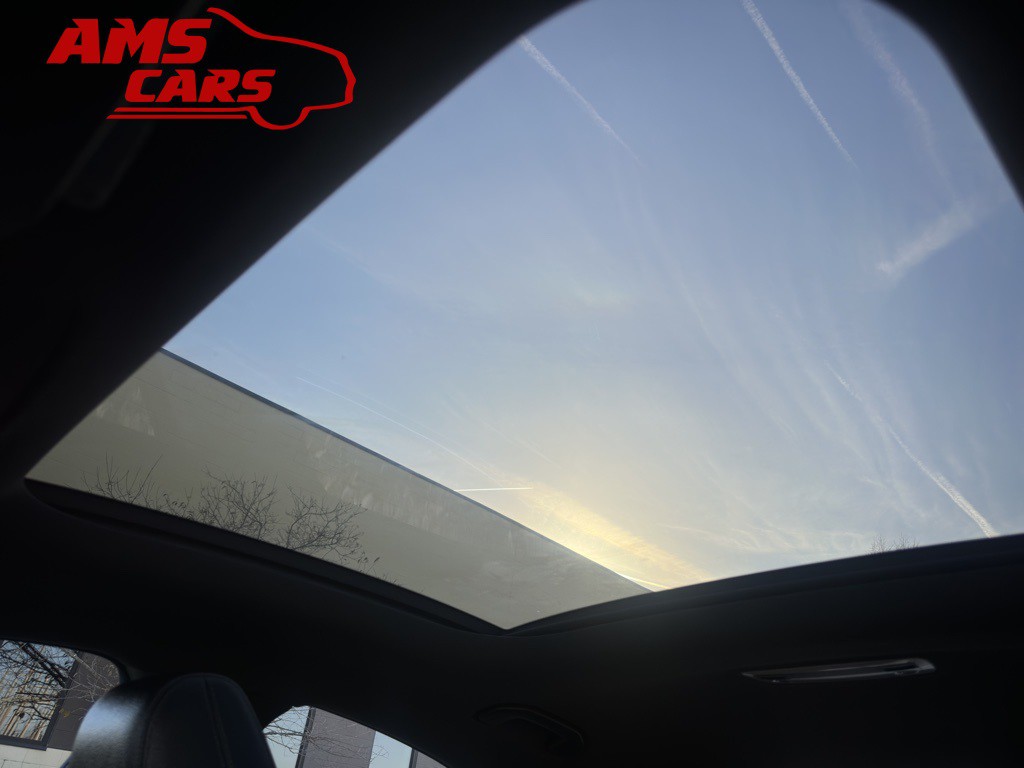 2018 Mercedes-Benz CLA-Class Image 32