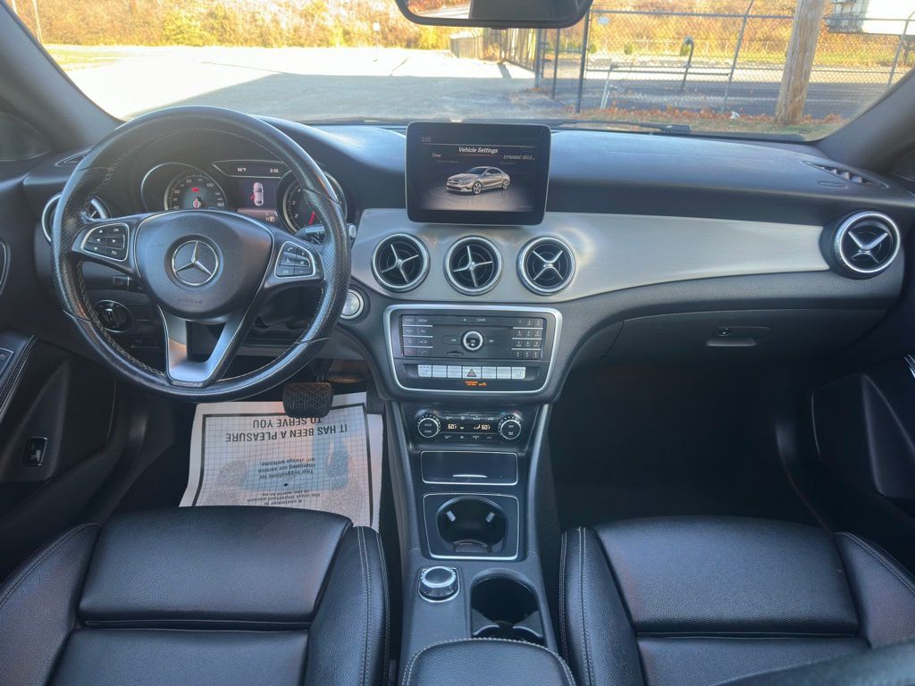2018 Mercedes-Benz CLA-Class Image 9