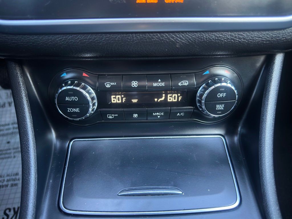 2018 Mercedes-Benz CLA-Class Image 30