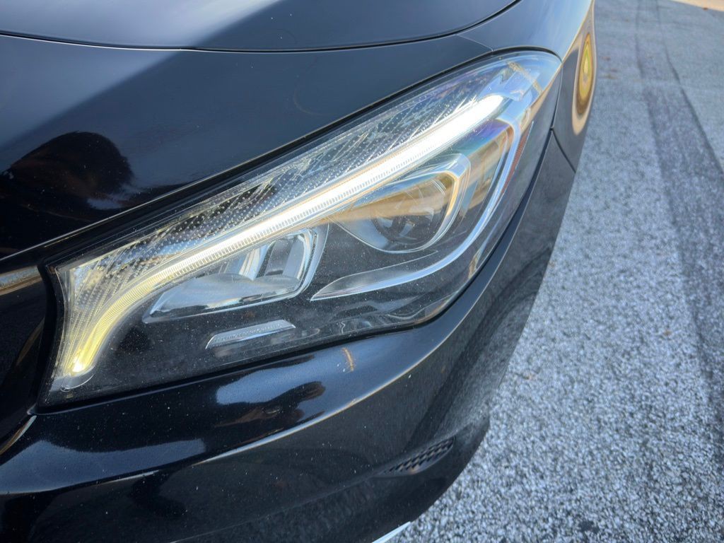 2018 Mercedes-Benz CLA-Class Image 38