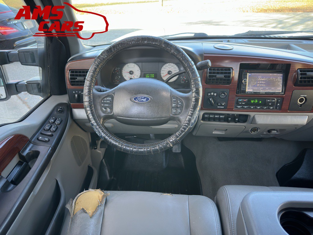 2005 Ford F-350 Image 7