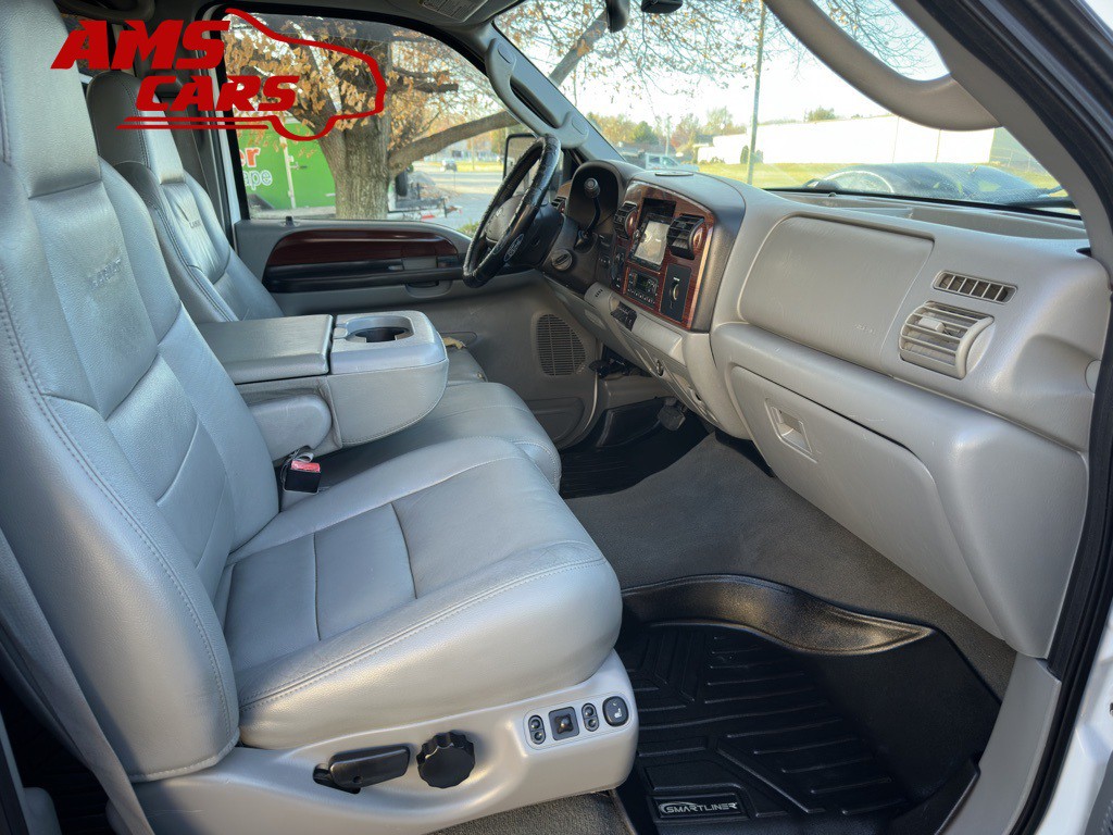 2005 Ford F-350 Image 15