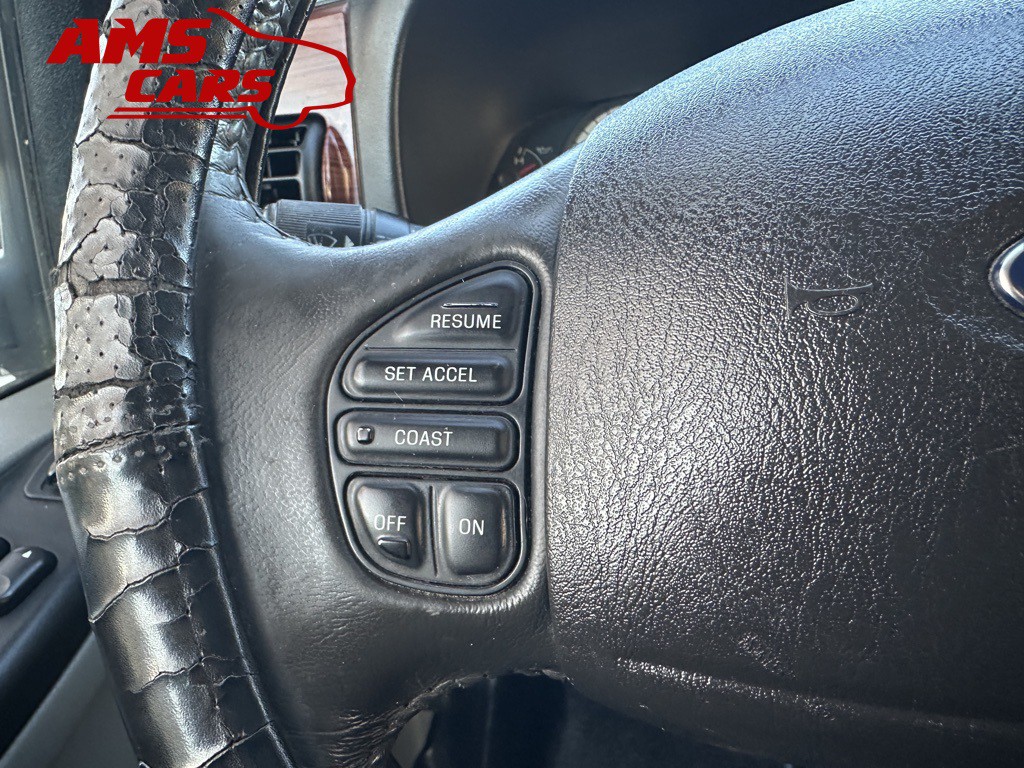 2005 Ford F-350 Image 18