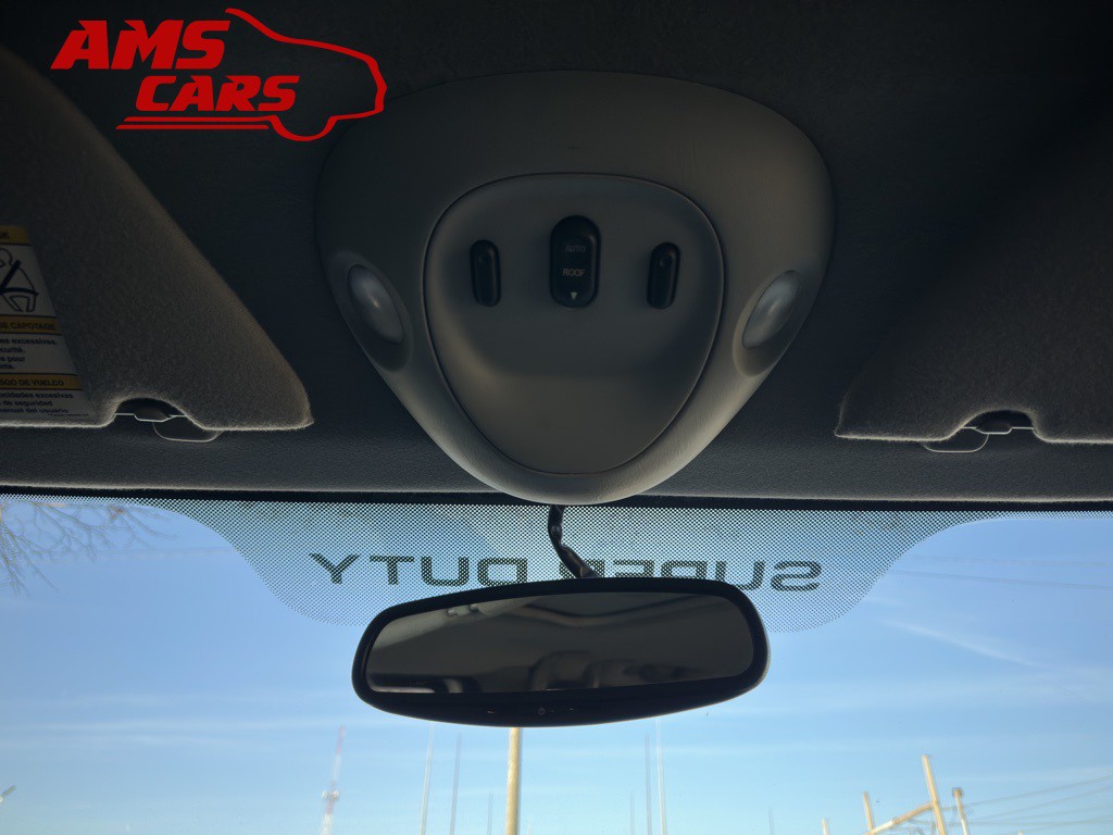 2005 Ford F-350 Image 22