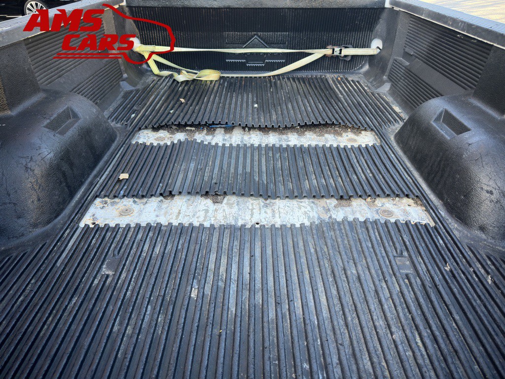 2005 Ford F-350 Image 26