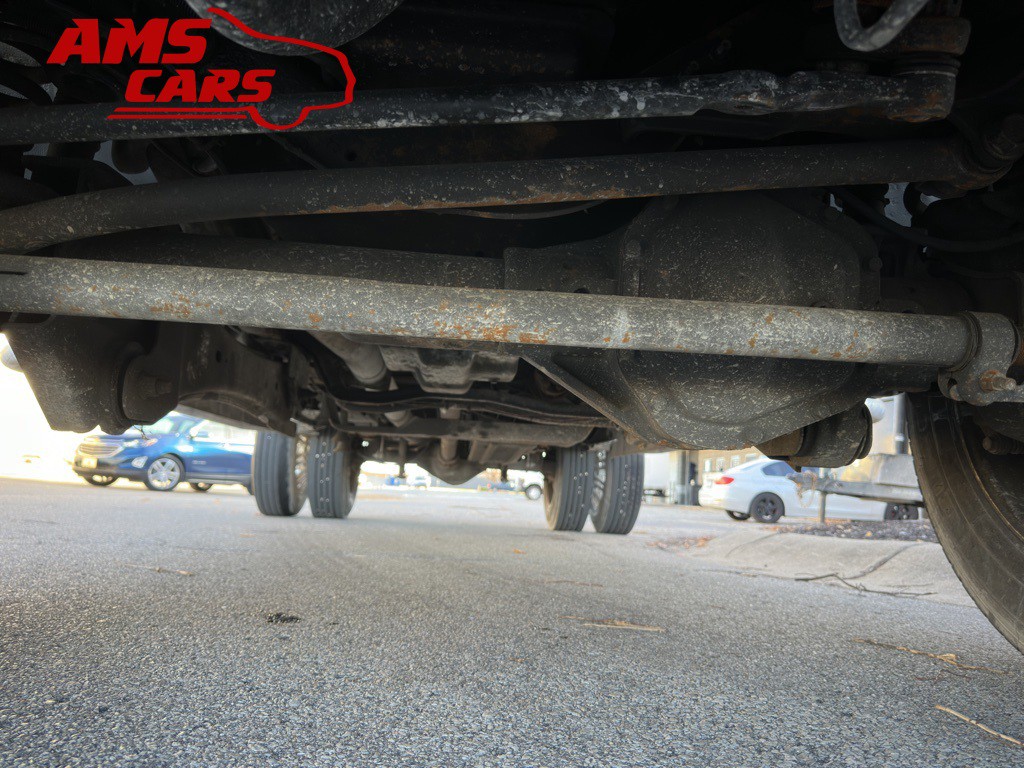 2005 Ford F-350 Image 33