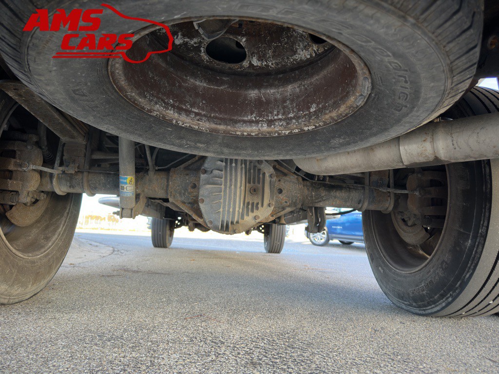 2005 Ford F-350 Image 36