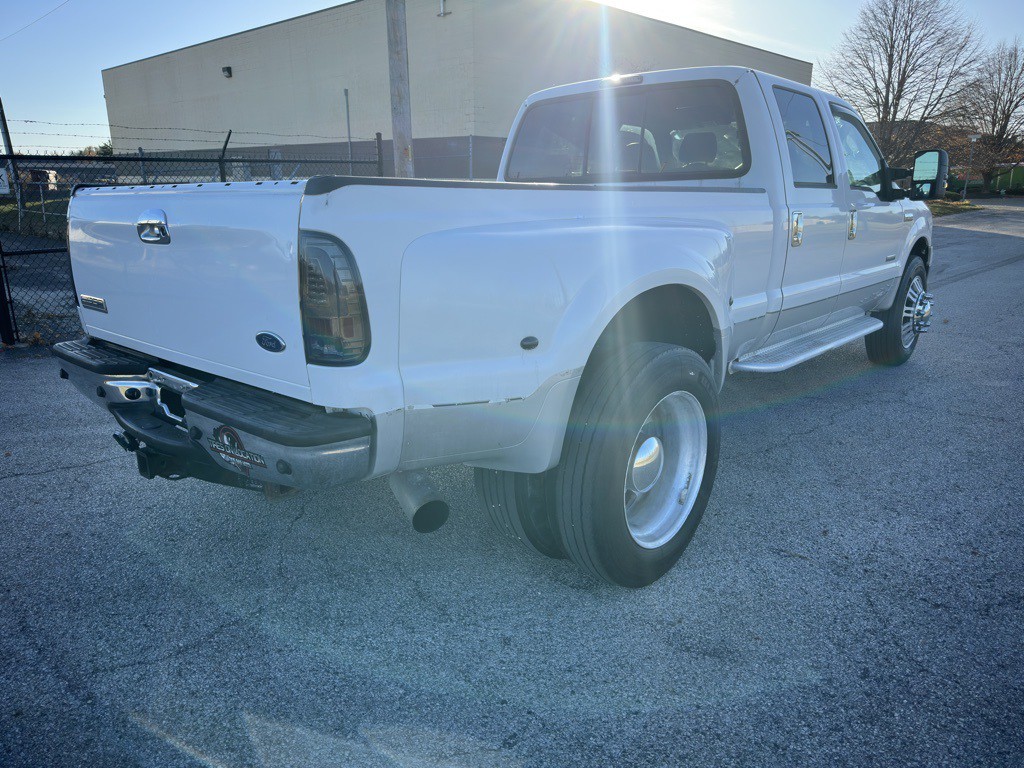 2005 Ford F-350 Image 4