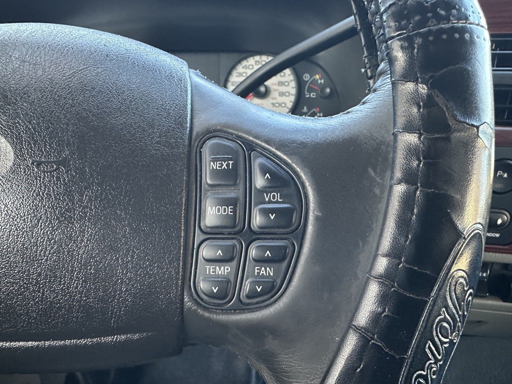 2005 Ford F-350 Image 17