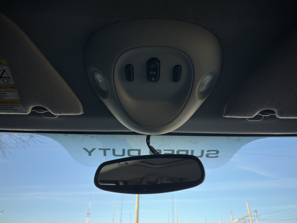 2005 Ford F-350 Image 22