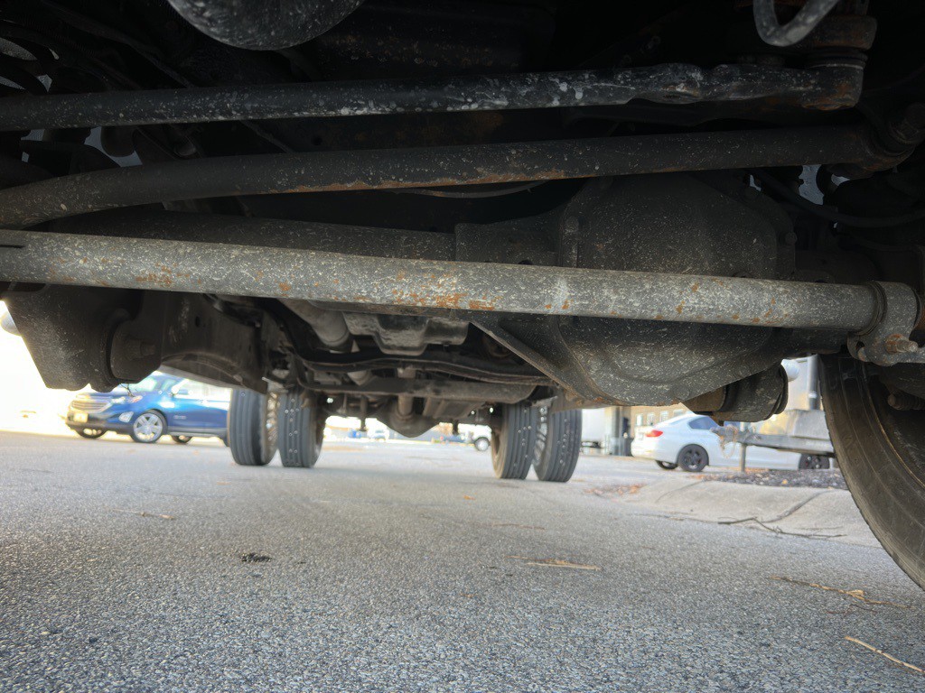 2005 Ford F-350 Image 33