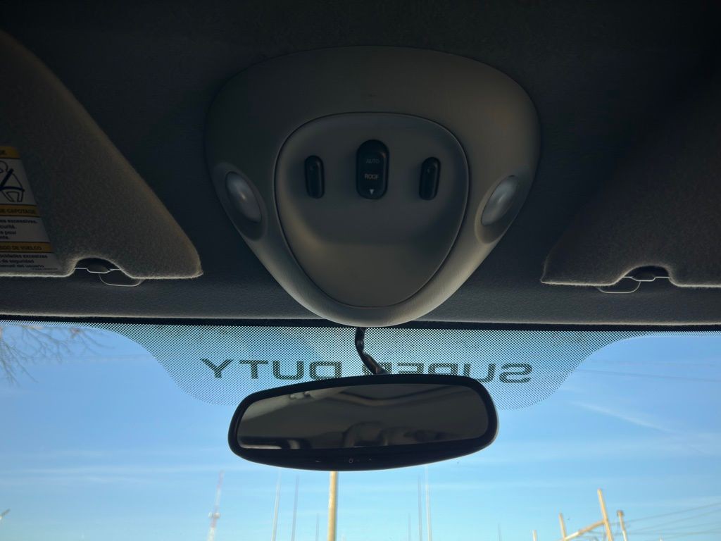 2005 Ford F-350 Image 22