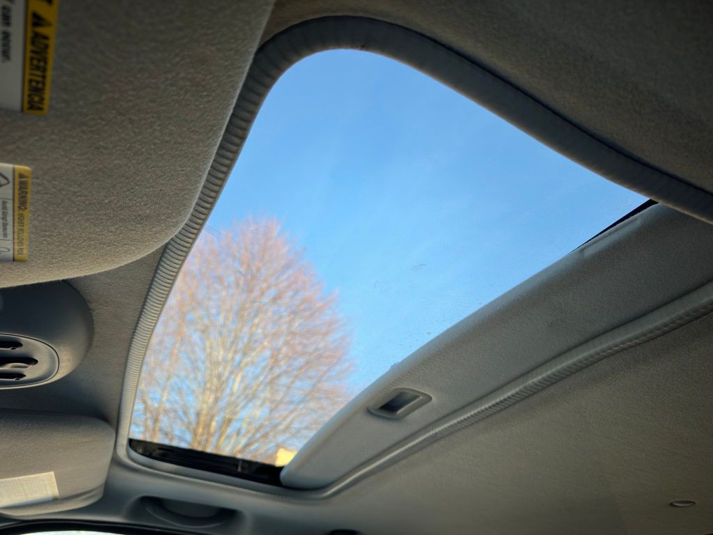 2005 Ford F-350 Image 23