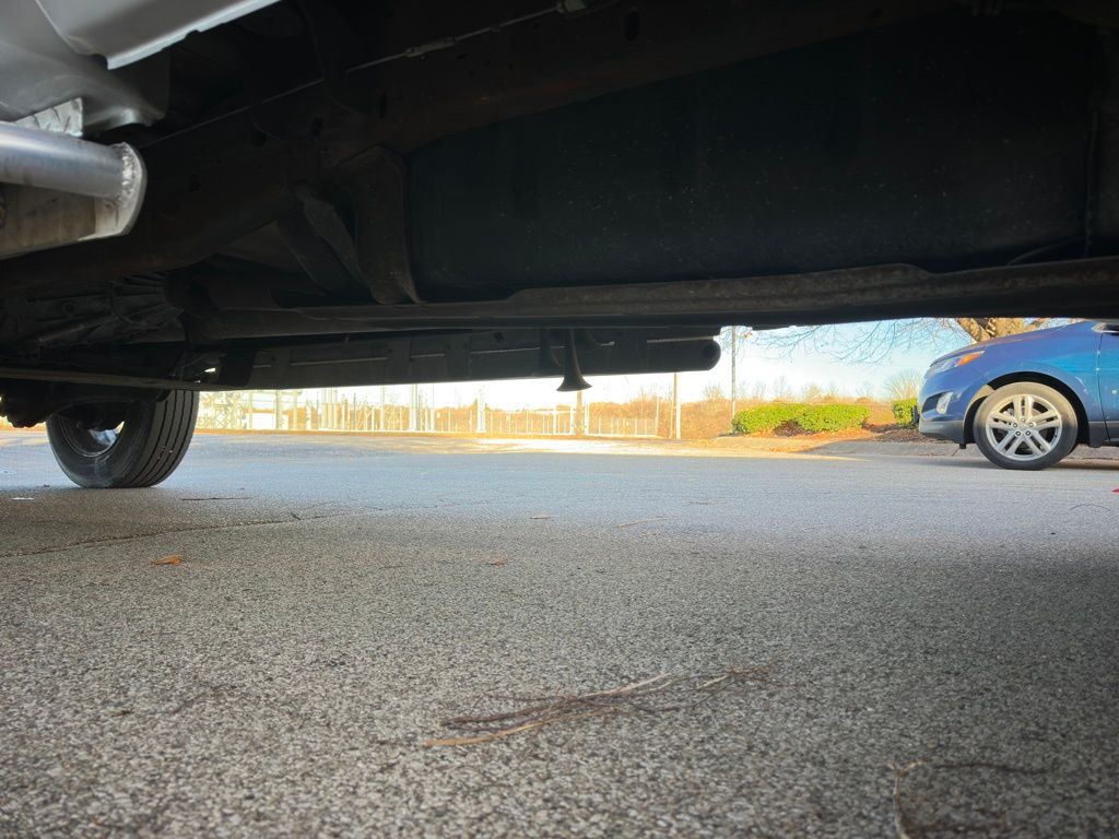 2005 Ford F-350 Image 35