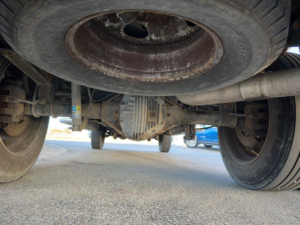 2005 Ford F-350 Image 36