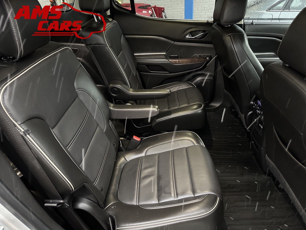 2020 GMC Acadia Image 16