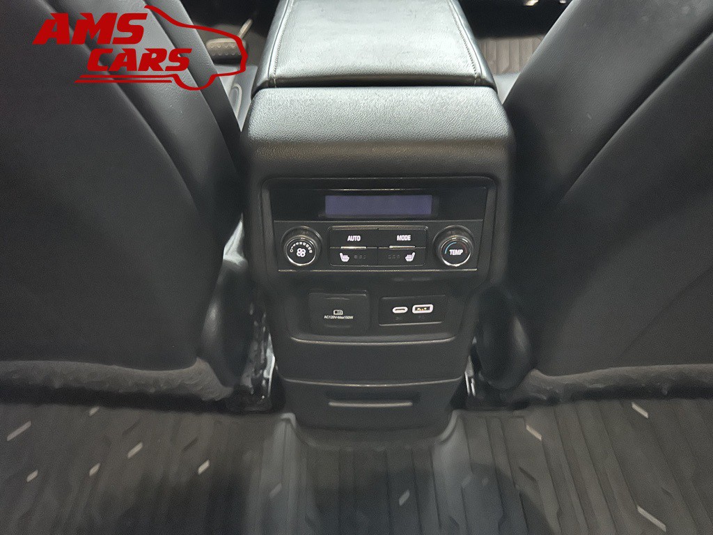 2020 GMC Acadia Image 32