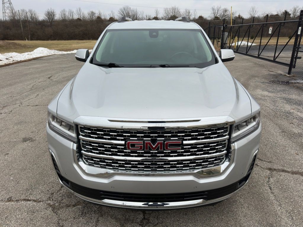 2020 GMC Acadia Image 2