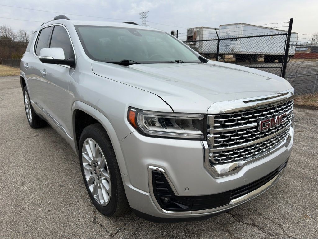 2020 GMC Acadia Image 3