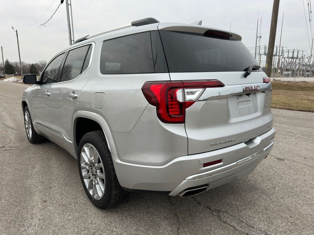 2020 GMC Acadia Image 6