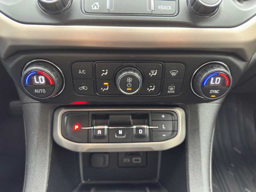 2020 GMC Acadia Image 36