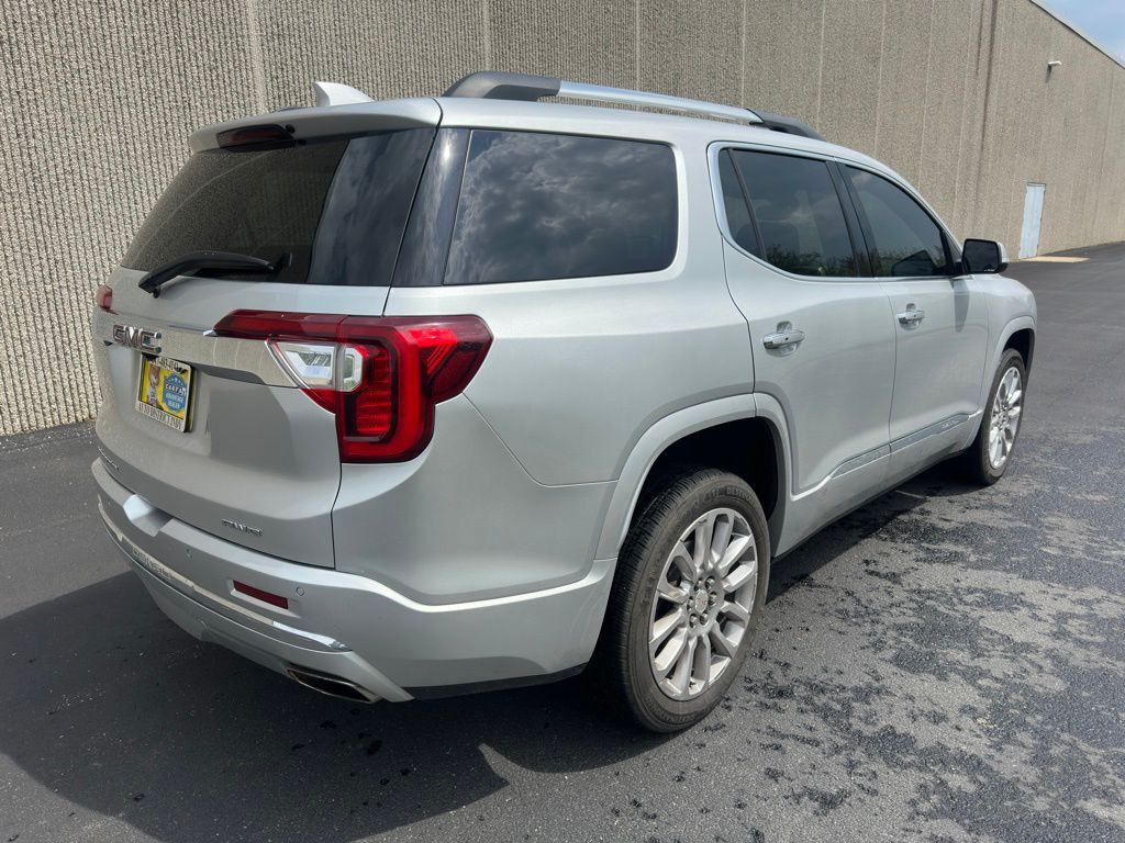 2020 GMC Acadia Image 4