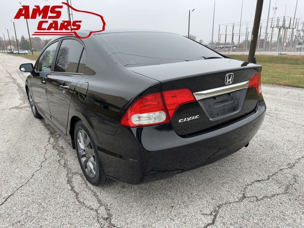 2011 Honda Civic Image 6