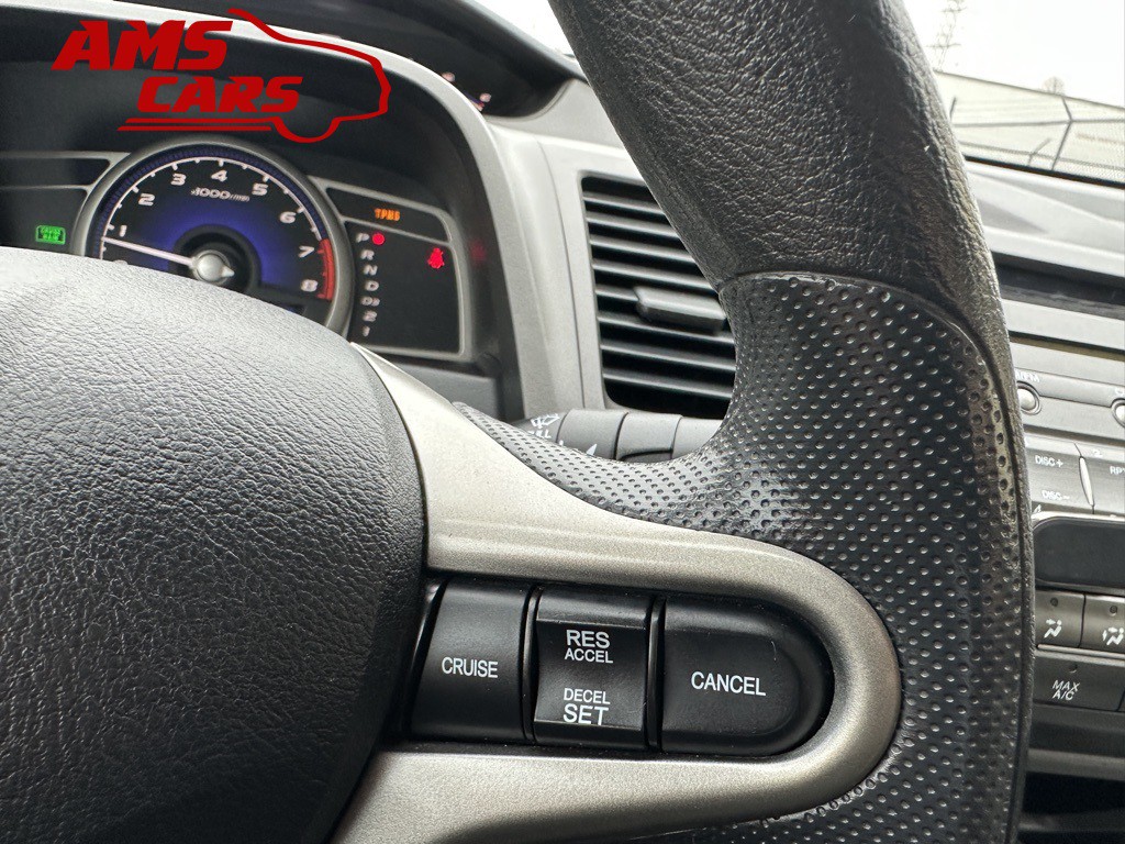 2011 Honda Civic Image 17