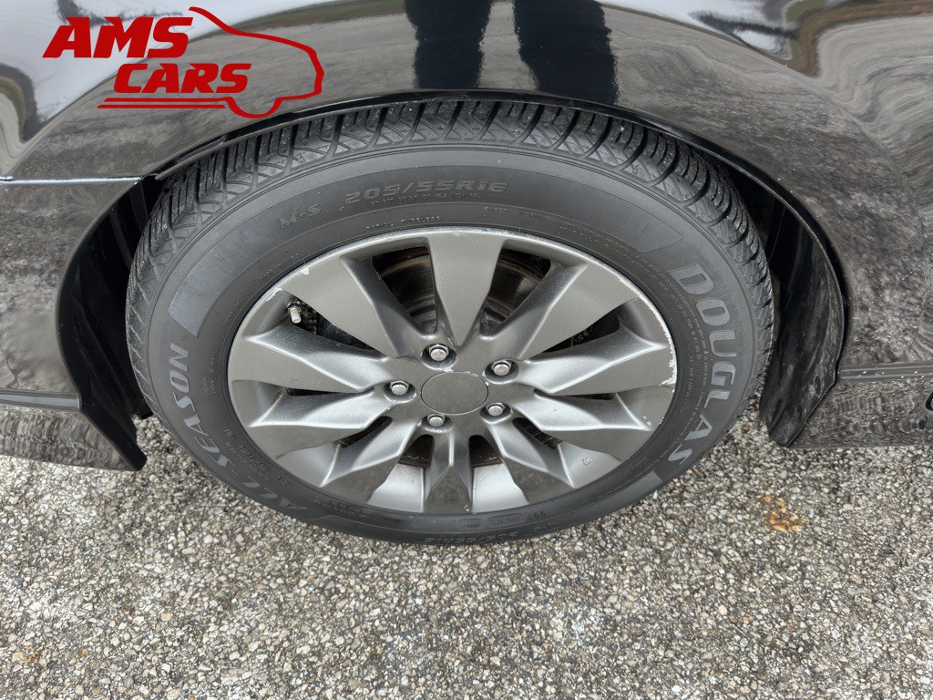 2011 Honda Civic Image 29