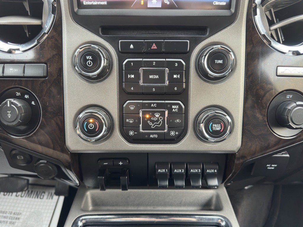 2016 Ford F-250 Image 30