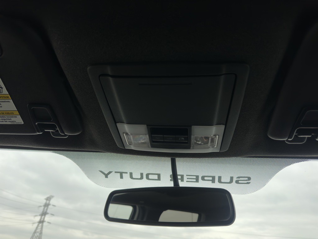 2016 Ford F-250 Image 31