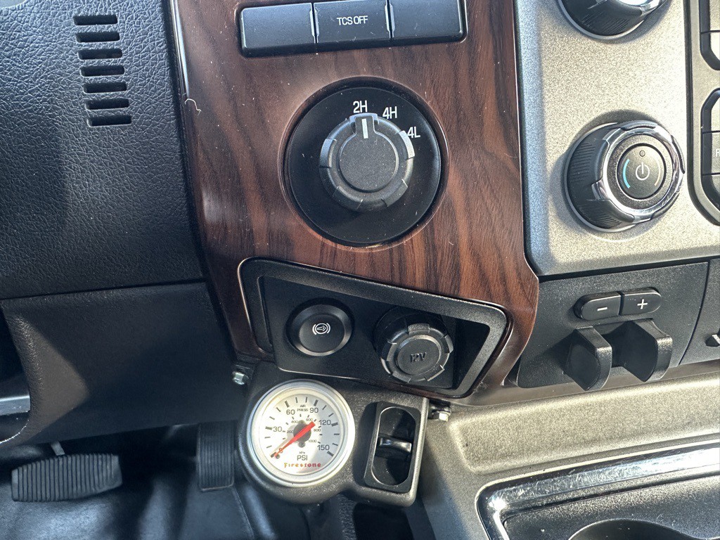 2016 Ford F-350 Image 23