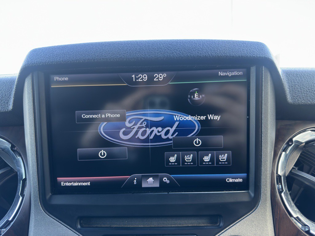 2016 Ford F-350 Image 25