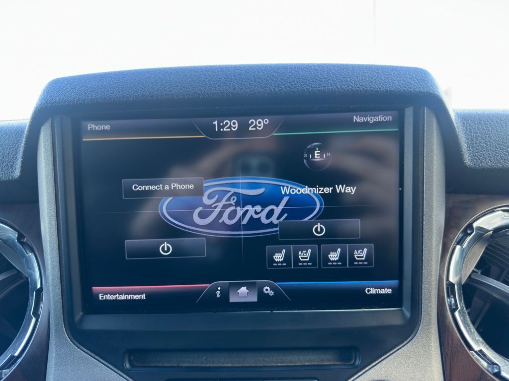 2016 Ford F-350 Image 25