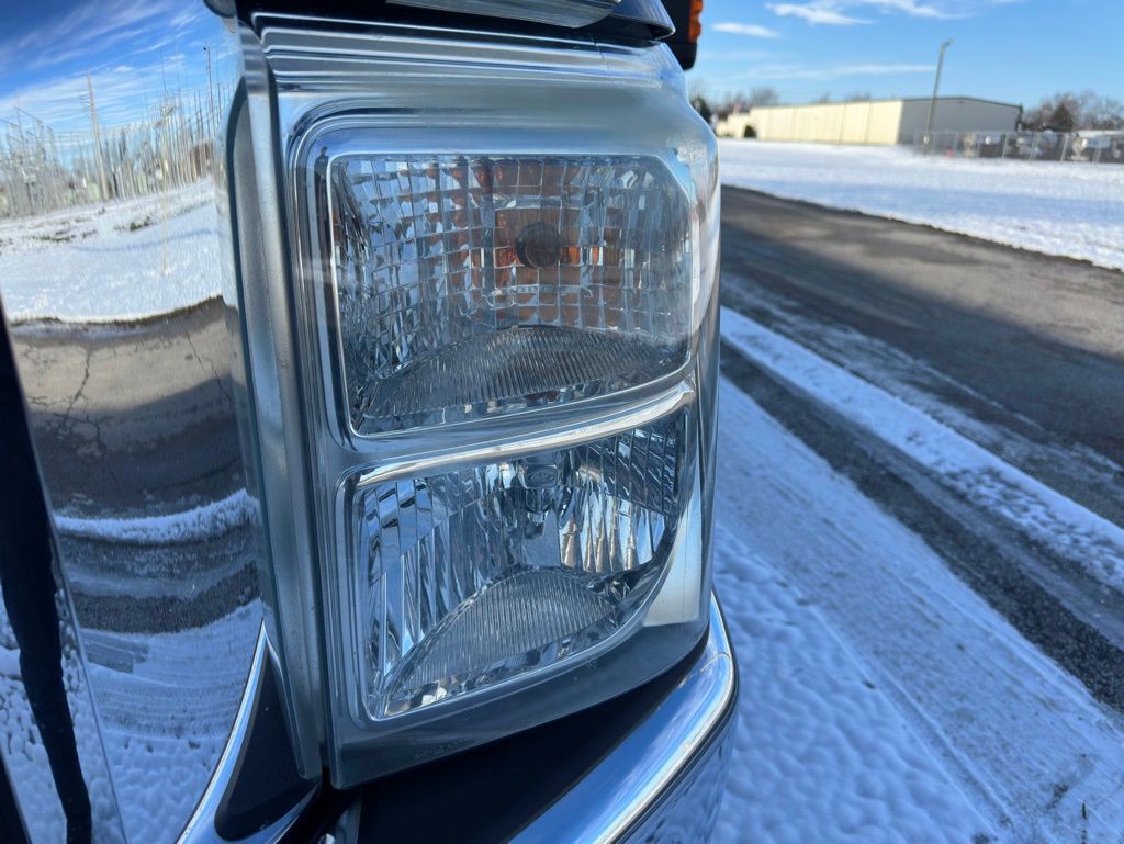 2016 Ford F-350 Image 39