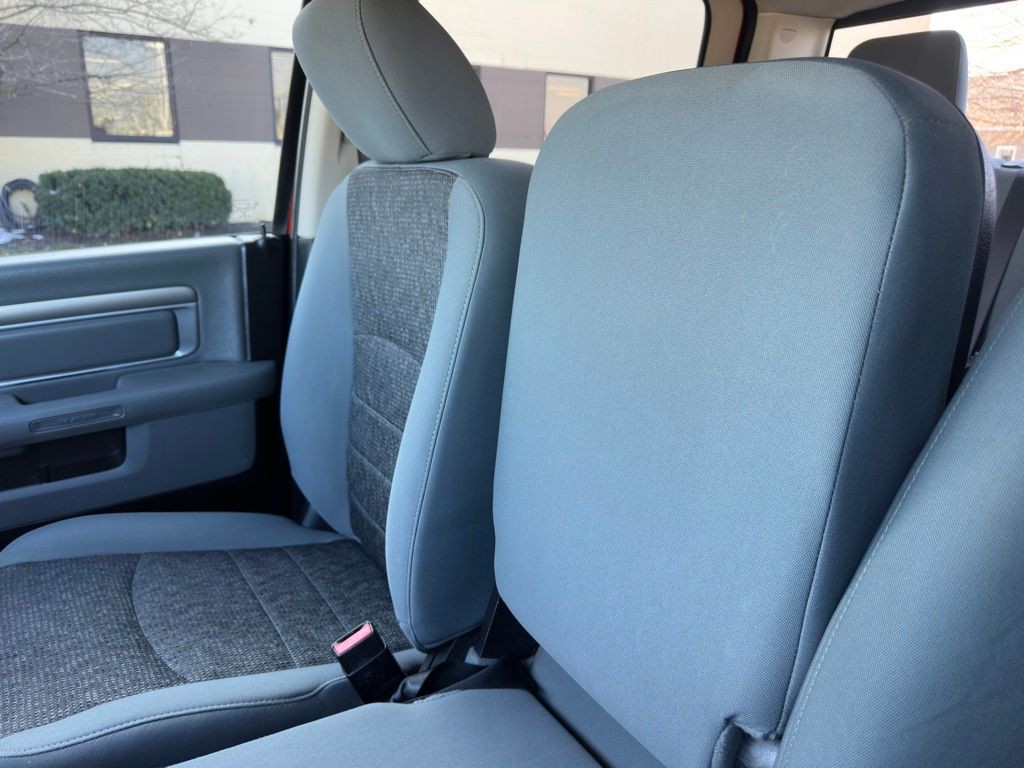 2019 RAM 1500 Image 36