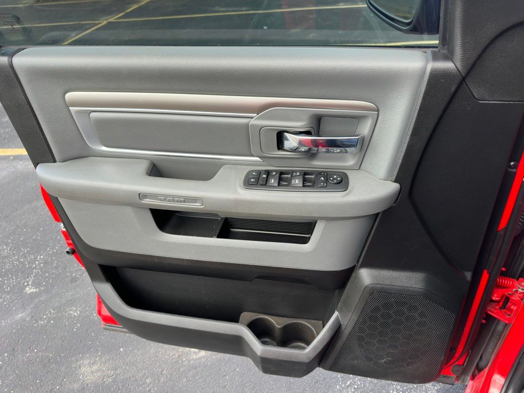 2019 RAM 1500 Image 33