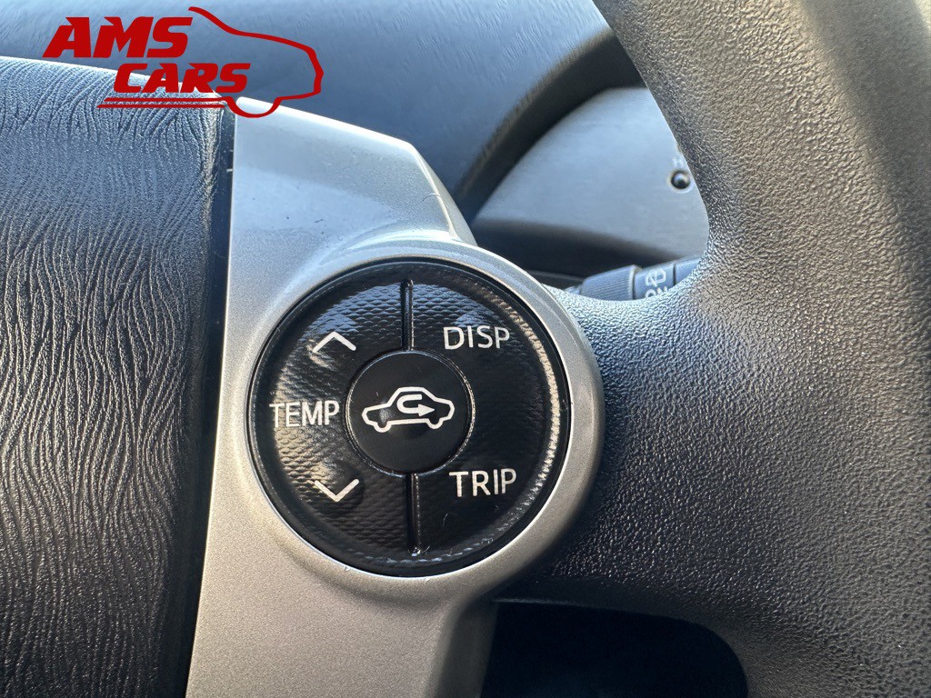 2012 Toyota Prius Image 21