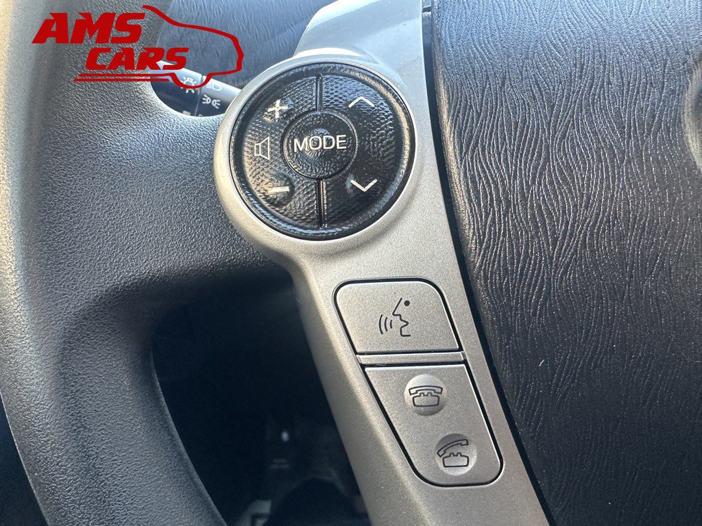 2012 Toyota Prius Image 22