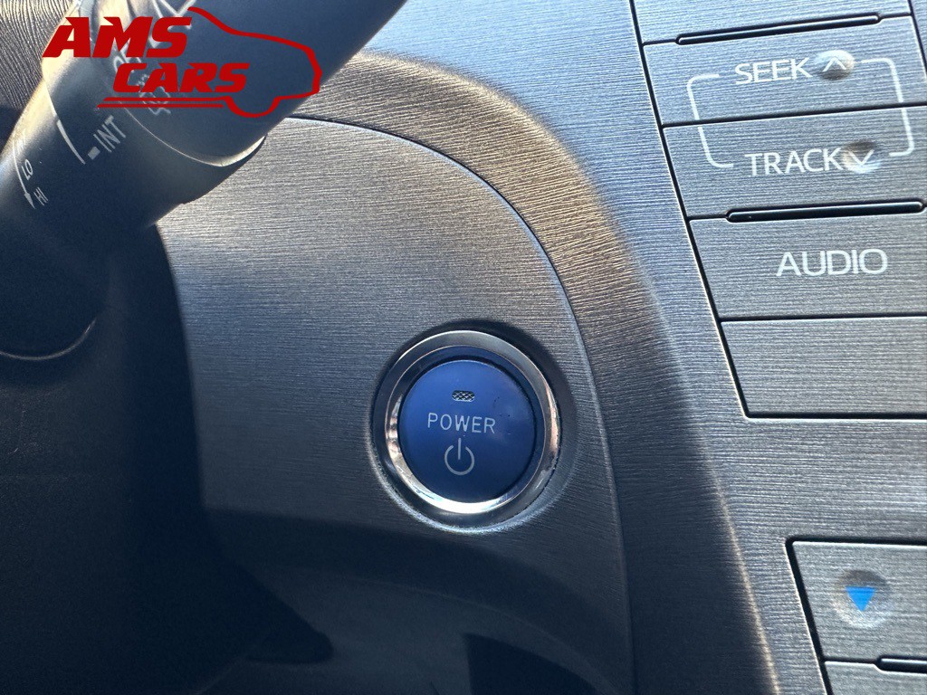 2012 Toyota Prius Image 26