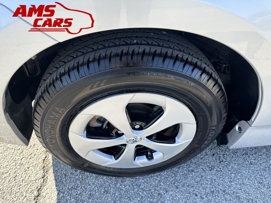 2012 Toyota Prius Image 44