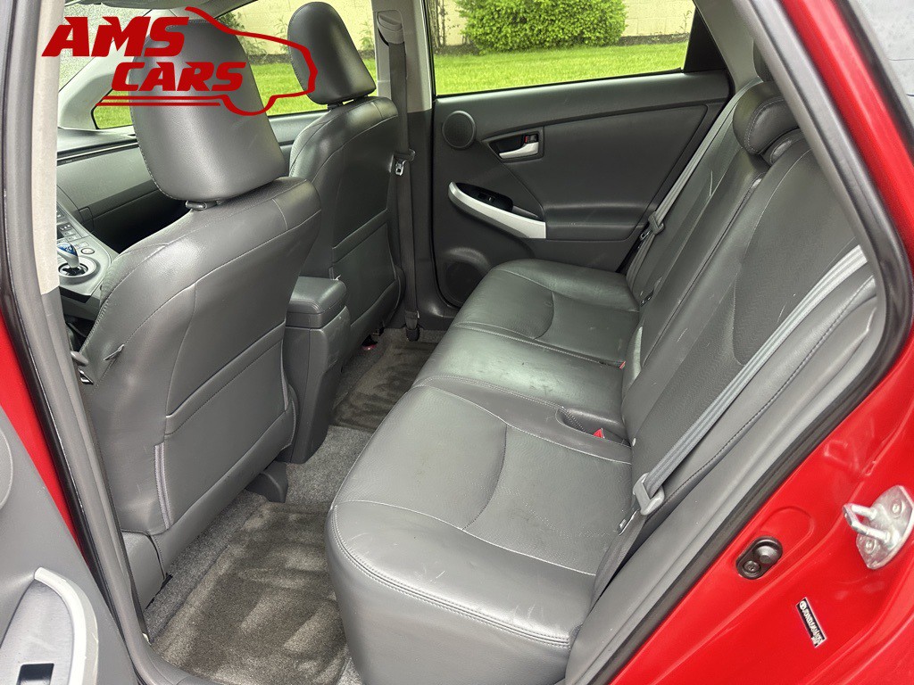 2010 Toyota Prius Image 13